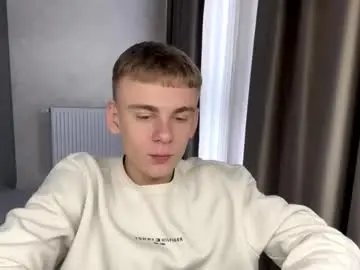 Chaturbate Watch Live Sex Cams of echowraith