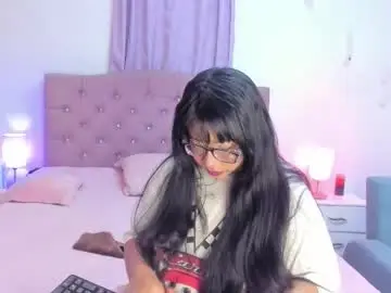 Chaturbate Live Sex Cam of latinabombsheell