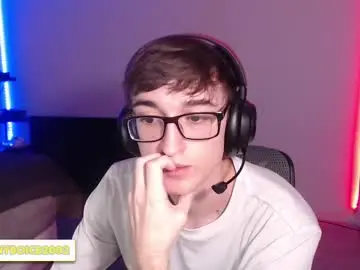 Chaturbate Adult Video Chat of 18yrboyhot