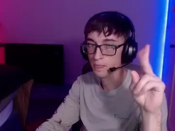 Chaturbate Best live sex cam show of 18yrboyhot