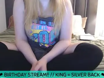 Chaturbate Live Sex Cam of lushcutie
