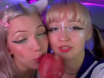 Chaturbate Best live sex cam show of nikkisilk