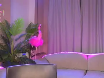 Chaturbate Free Porn Cam of nikkisilk