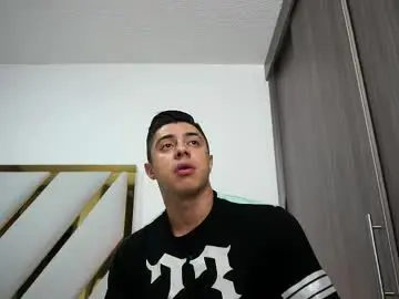 Chaturbate Adult Webcam of devin_hunter