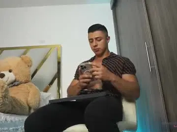 Chaturbate Adult Webcam of devin_hunter