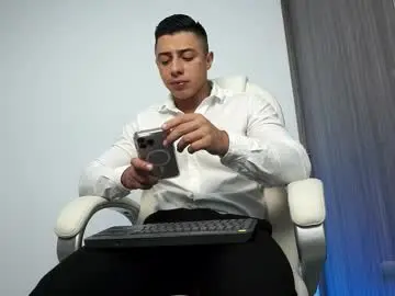 Chaturbate Live Porn of devin_hunter