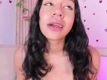 Chaturbate Free Porn Cam of emmaclark_1