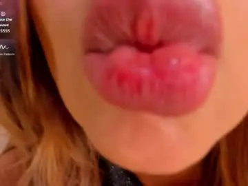 Chaturbate Watch Live Sex Cams of andrea_martini_