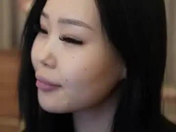 Chaturbate Live Sex Cam of elegant_vibes