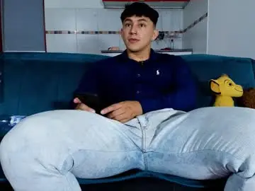 Chaturbate Free Porn Cam of jacques_cardiet