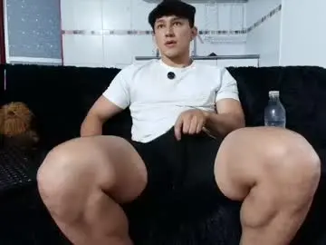 Chaturbate Live Porn of jacques_cardiet