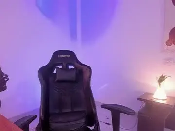 Chaturbate Sex Cam of saenz_hotx