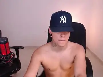 Chaturbate Live Sex Cam of saenz_hotx