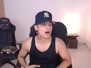 Chaturbate Live Sex Cam of saenz_hotx