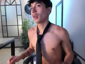 Chaturbate Free Porn Cam of tim__fox