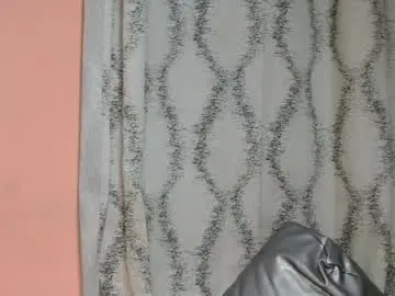 Chaturbate Live Sex Cam of nastylina1