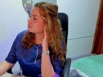 Chaturbate Adult Video Chat of julieta_star69