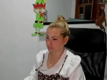 Chaturbate Live Sex of julieta_star69