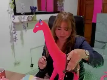 Chaturbate Sex Cam of julieta_star69