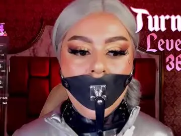 Chaturbate Live Sex of soffiqueen