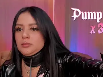 Chaturbate Live Sex of soffiqueen