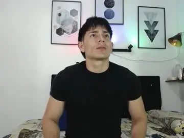 Chaturbate Best live sex cam show of thomas_and_lyan