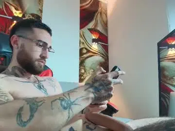 Chaturbate Adult Webcams of luke_davis01