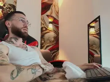 Chaturbate Live Porn of luke_davis01