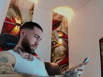 Chaturbate Best live sex cam show of luke_davis01