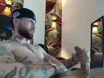 Chaturbate Adult Webcams of luke_davis01