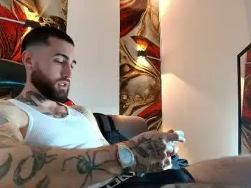 Chaturbate Live Porn of luke_davis01