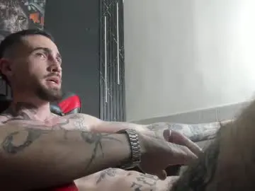 Chaturbate Live Sex Cam of luke_davis01