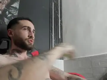 Chaturbate Live Sex Cam of luke_davis01