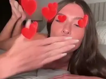 Chaturbate Free Live Porn of mayaxxhill