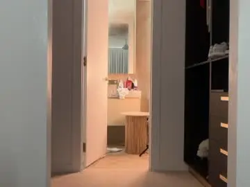 Chaturbate Live Sex Cam of ava_delightt