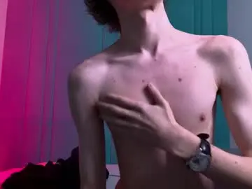 Chaturbate Watch Live Sex Cams of curlytwinkboy