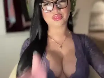 Chaturbate Free Live Porn of foxyluscious
