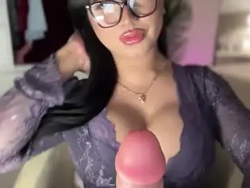 Chaturbate Best live sex cam show of foxyluscious