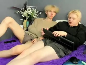 Chaturbate Live Sex Cam of mark_brain