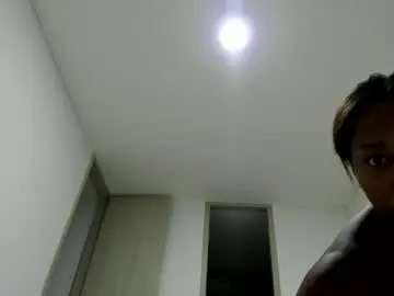 Chaturbate Nude Webcam of meganmir1