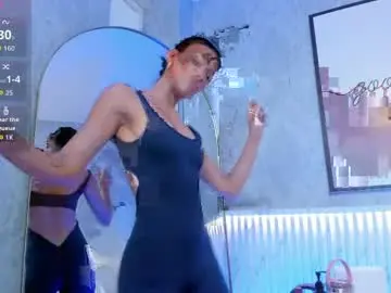 Chaturbate Free Live Porn of isa_little4u