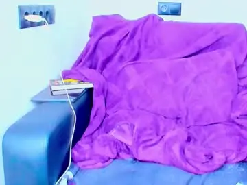 Chaturbate Watch Live Sex Cams of doll_more
