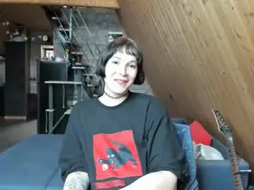 Chaturbate Live Sex Cam of doll_more