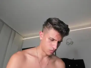 Chaturbate Watch Live Sex Cams of kevin_ahs1