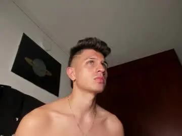 Chaturbate Private Sex Chat of kevin_ahs1