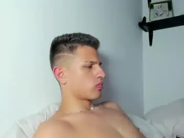 Chaturbate Free Live Porn of kevin_ahs1