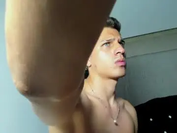 Chaturbate Free Porn Cam of kevin_ahs1