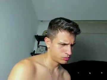 Chaturbate Watch Live Sex Cams of kevin_ahs1