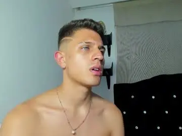 Chaturbate Sex Cam of kevin_ahs1