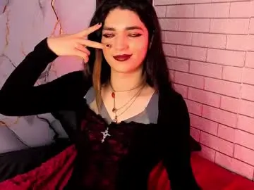 Chaturbate Live Sex Cam of maevekuro